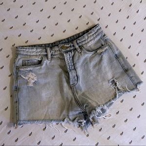 BLANK ✨ Cutoff Denim Shorts